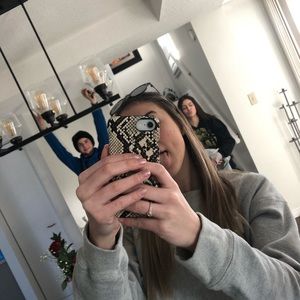 Meet your Posher, Paige